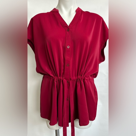 NWOT. Spring Season Premium Button Down Top XXL - Picture 1 of 10